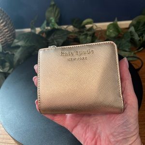 NIB Kate Spade Rose Gold Zip Bifold Wallet